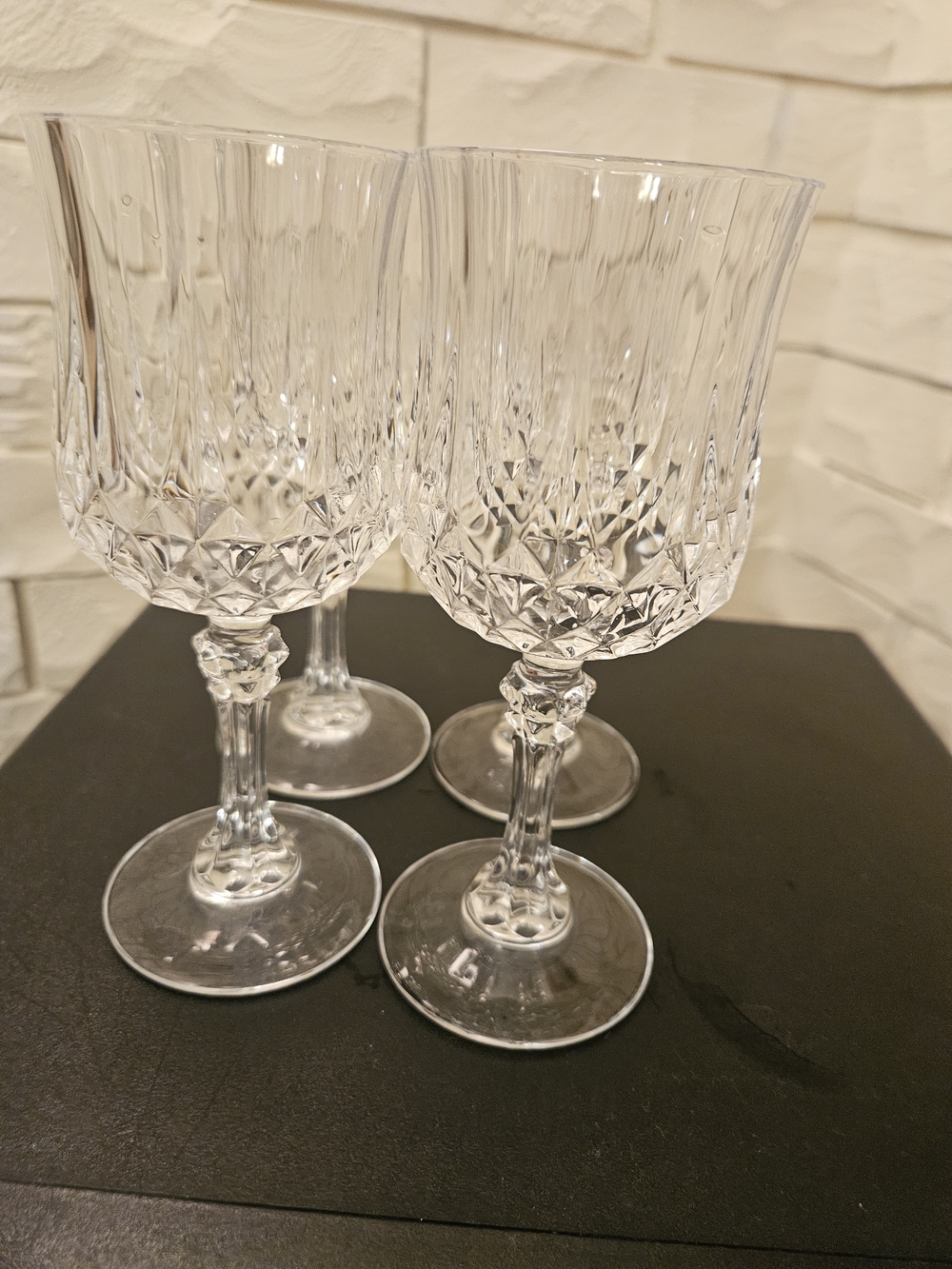 Cristal D'Arques Clear Faceted Wine Goblets - Set of 4 Excellent Condition!